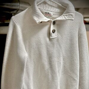 Lucky brand men’s medium white sweater with 3 button collar